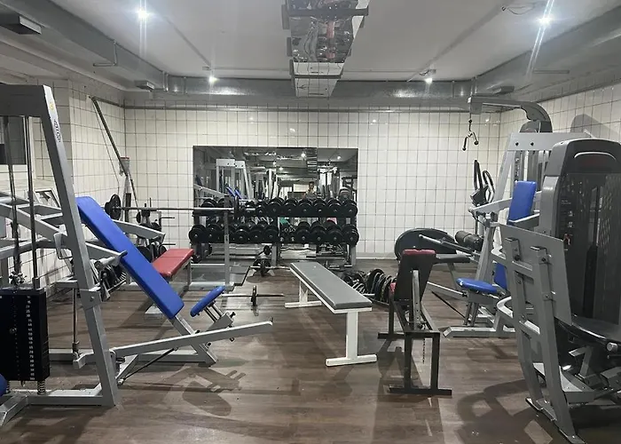 Hotel Best-budged24 *